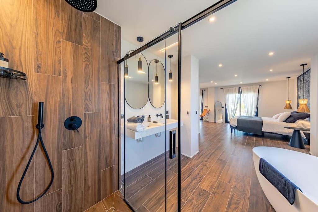 Villa Con Piscina Privada Gelves 外观 照片