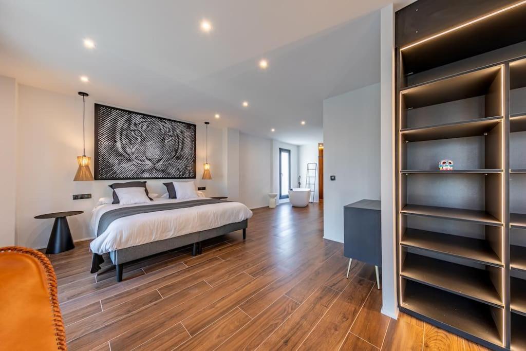 Villa Con Piscina Privada Gelves 外观 照片