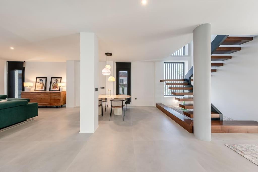 Villa Con Piscina Privada Gelves 外观 照片