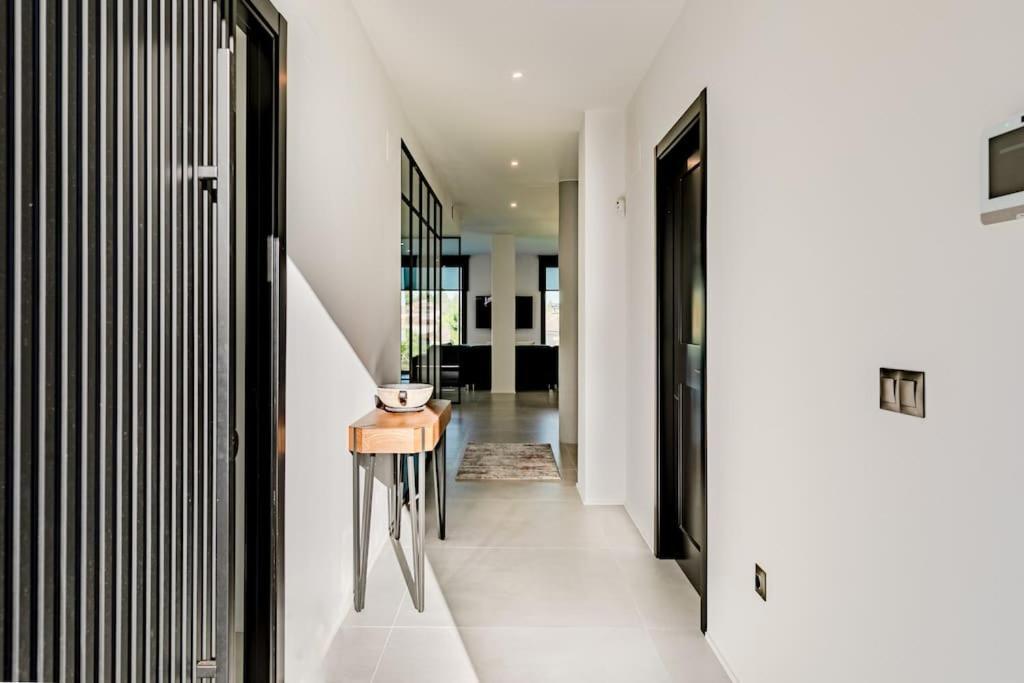 Villa Con Piscina Privada Gelves 外观 照片